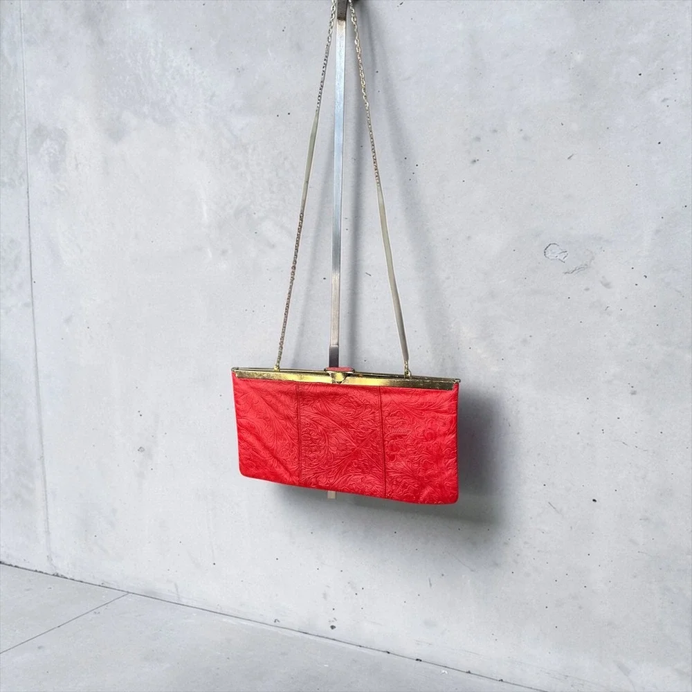 Vintage Red Embossed‎ Leather Clutch Bag Gold Chain Strap Floral Paisley Good